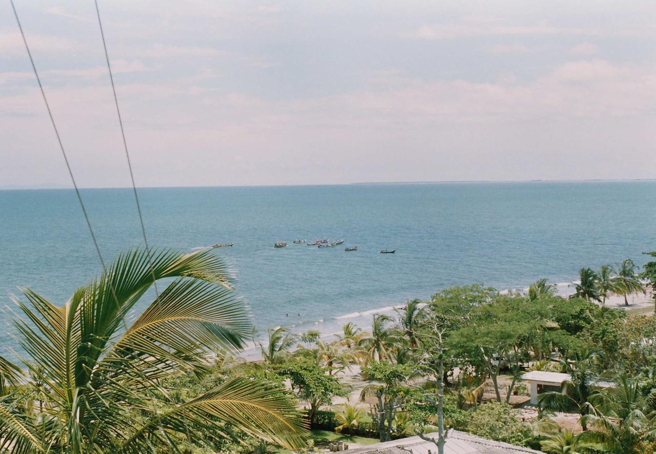 Hotel Punta De Aguila Necoclí Dış mekan fotoğraf